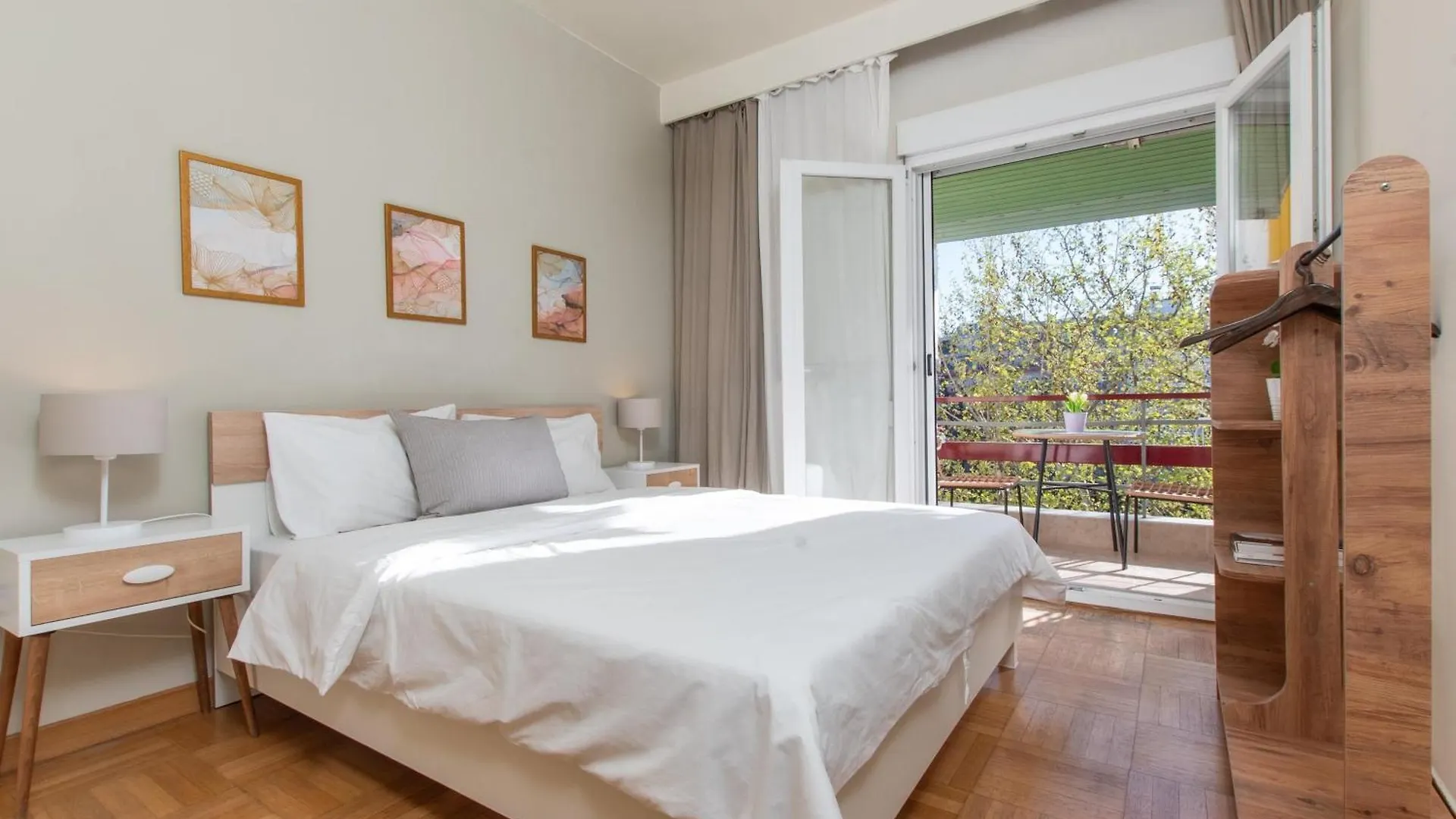 Houseloft Rotunda Getaway Apartment Thessaloniki Greece