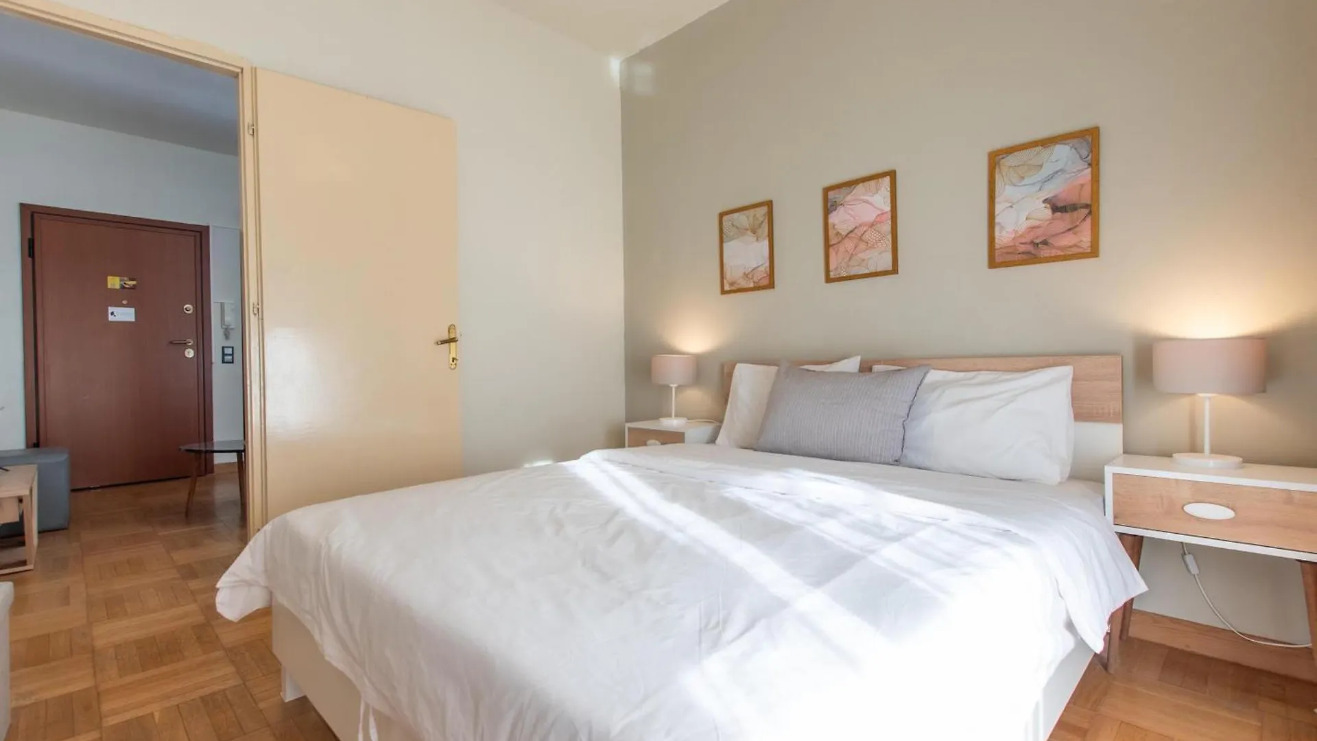 Houseloft Rotunda Getaway Apartment Thessaloniki